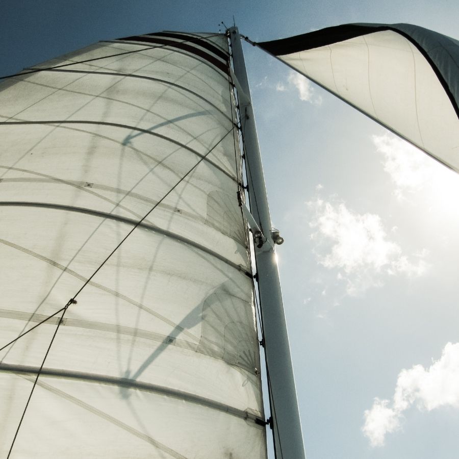 szkoła żeglowania dla początkujących i zaawansowanych